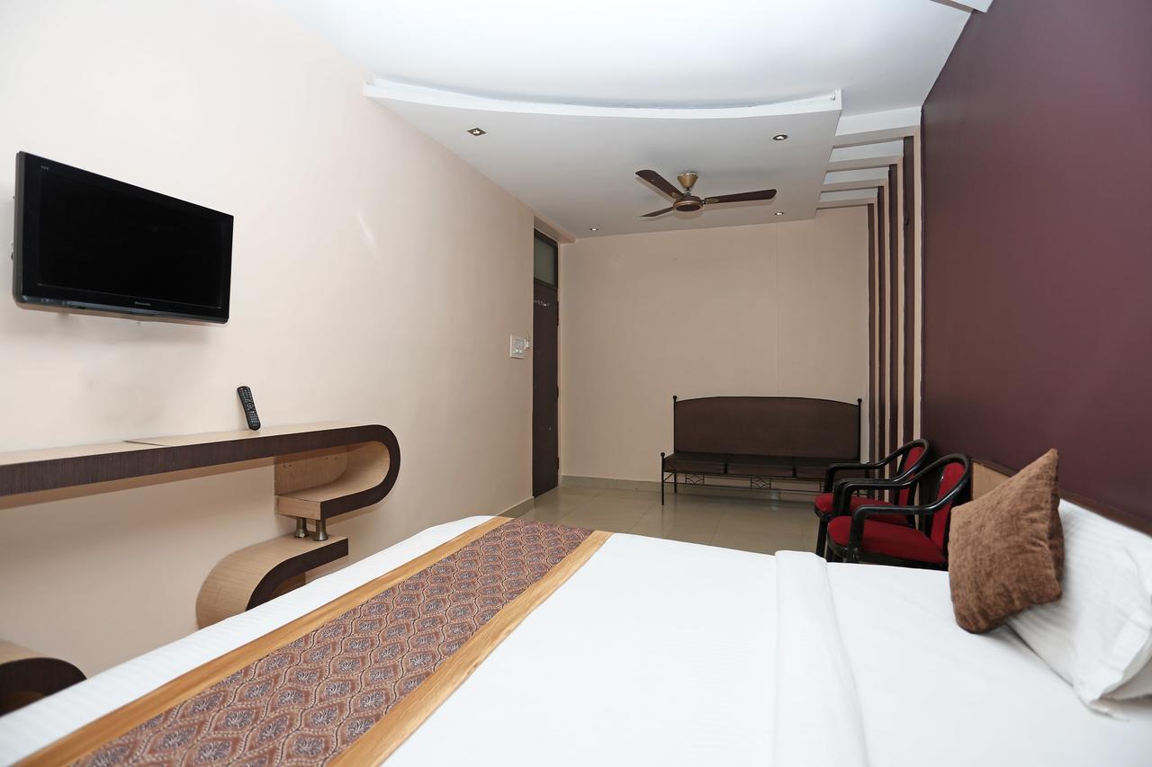 كانبور Oyo 11596 Sanjay Guest House المظهر الخارجي الصورة
